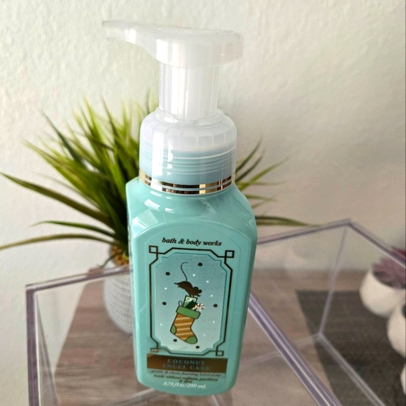 Coconut 🥥 Angel Cake Bath & Body Foaming Handsoap • New • - Picture 8 of 9
